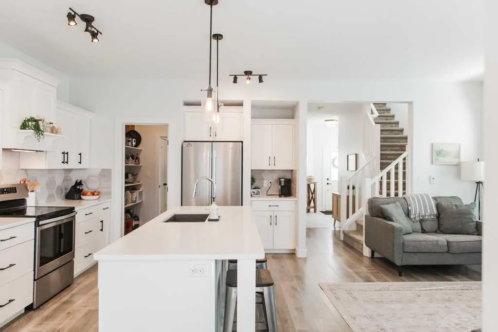 11317 Tamarack Drive Grande Prairie AB T8W 0L1