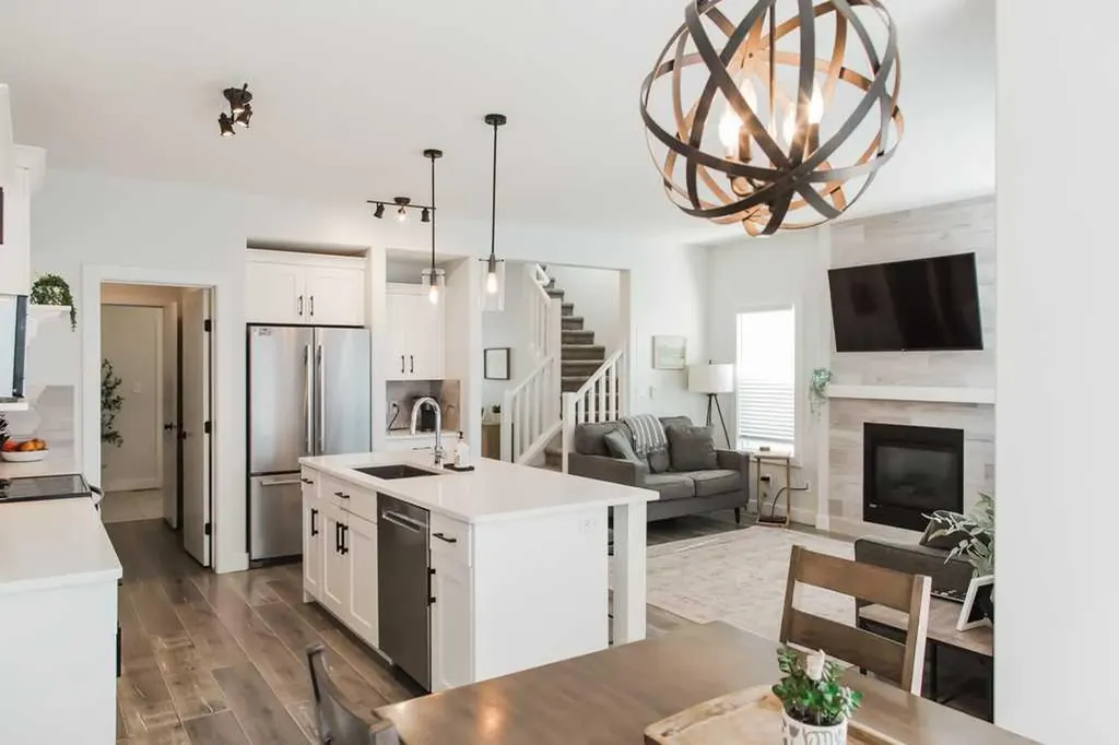 11317 Tamarack Drive Grande Prairie AB T8W 0L1