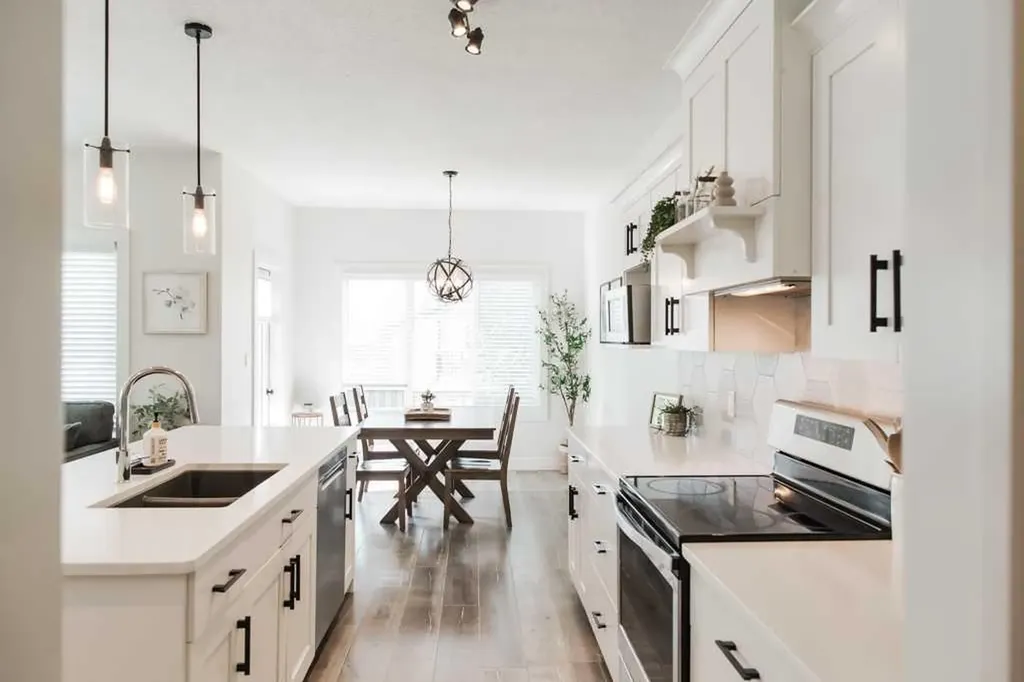 11317 Tamarack Drive Grande Prairie AB T8W 0L1
