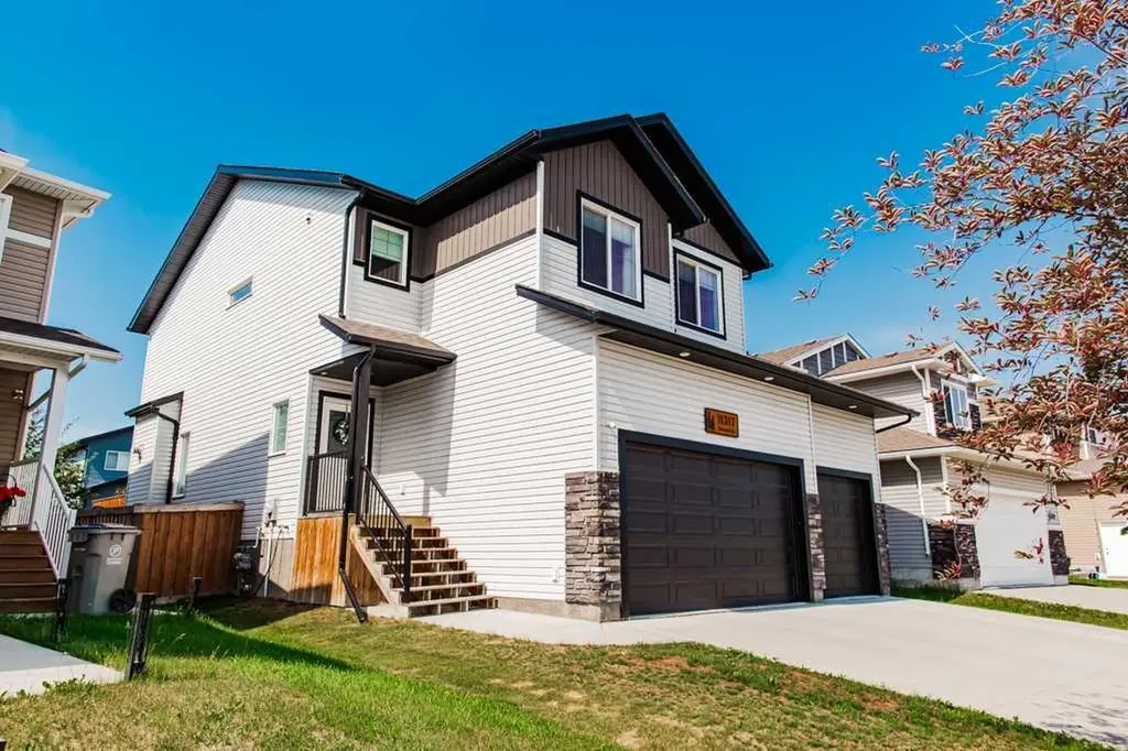 11317 Tamarack Drive Grande Prairie AB T8W 0L1