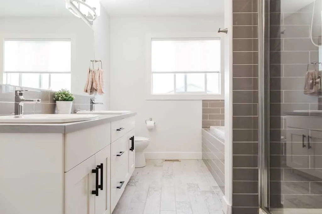 11317 Tamarack Drive Grande Prairie AB T8W 0L1