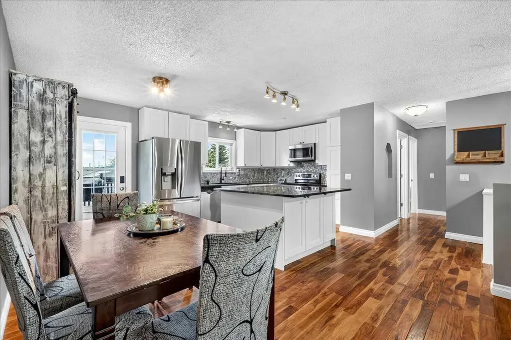 81 Ashwood Road SE Airdrie AB T4B 1G9