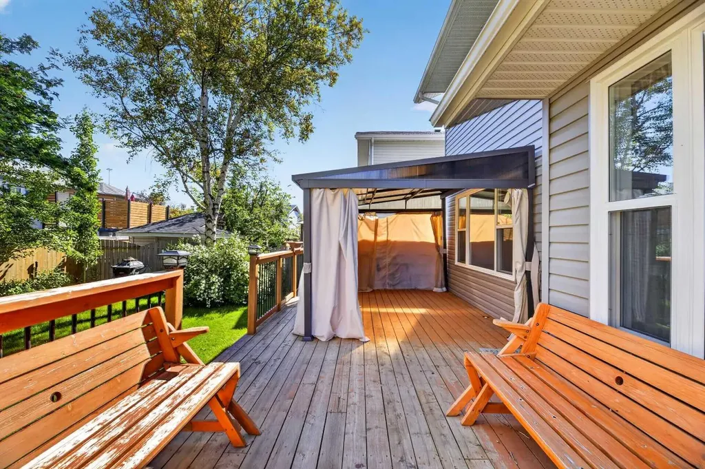 75 Everglade Drive SE Airdrie AB T4B 2E8