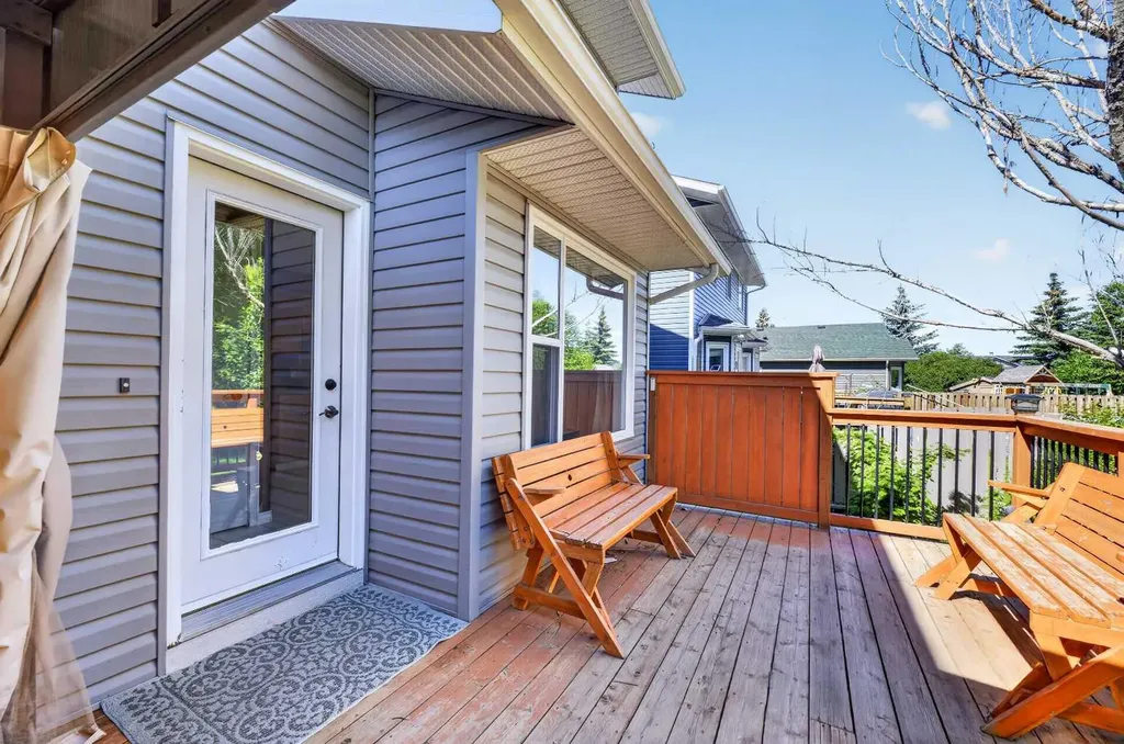 75 Everglade Drive SE Airdrie AB T4B 2E8