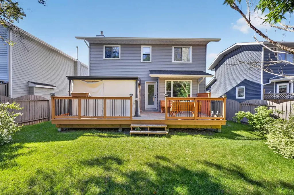 75 Everglade Drive SE Airdrie AB T4B 2E8