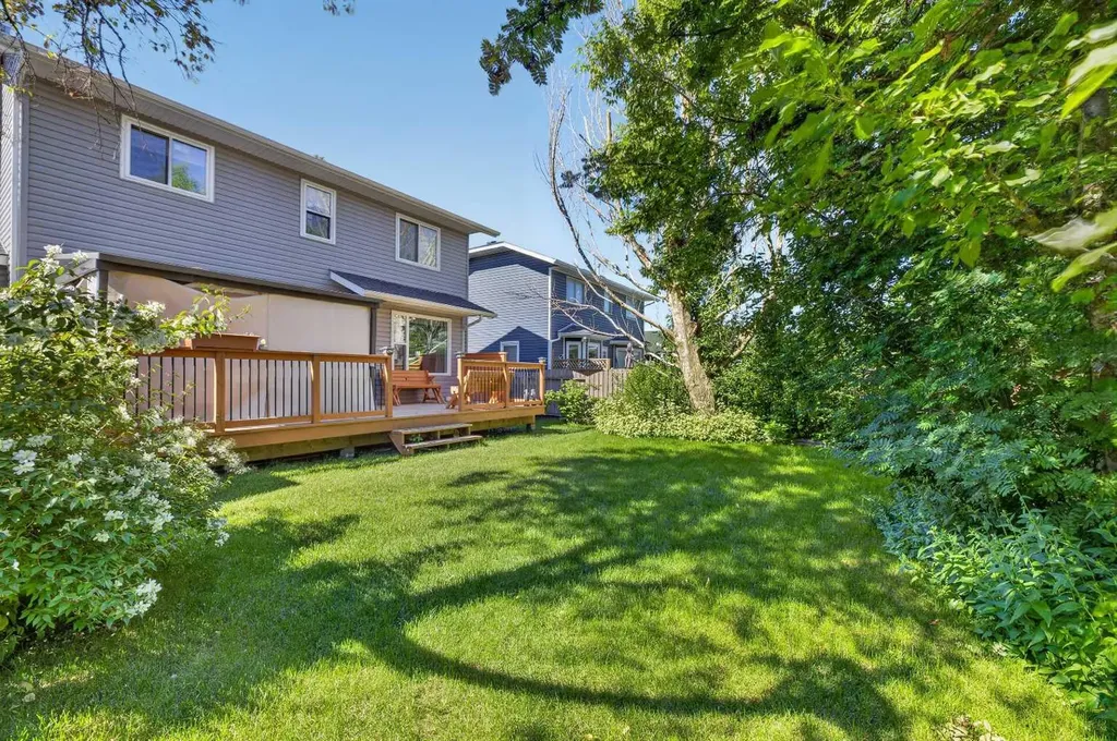 75 Everglade Drive SE Airdrie AB T4B 2E8