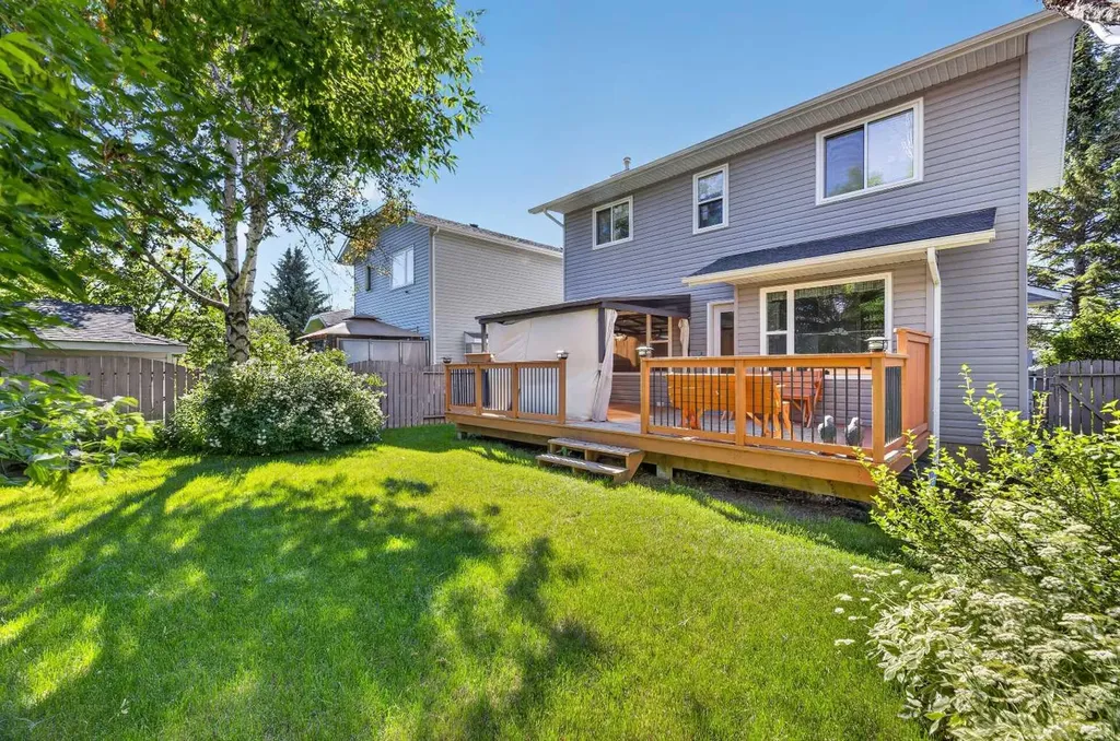 75 Everglade Drive SE Airdrie AB T4B 2E8
