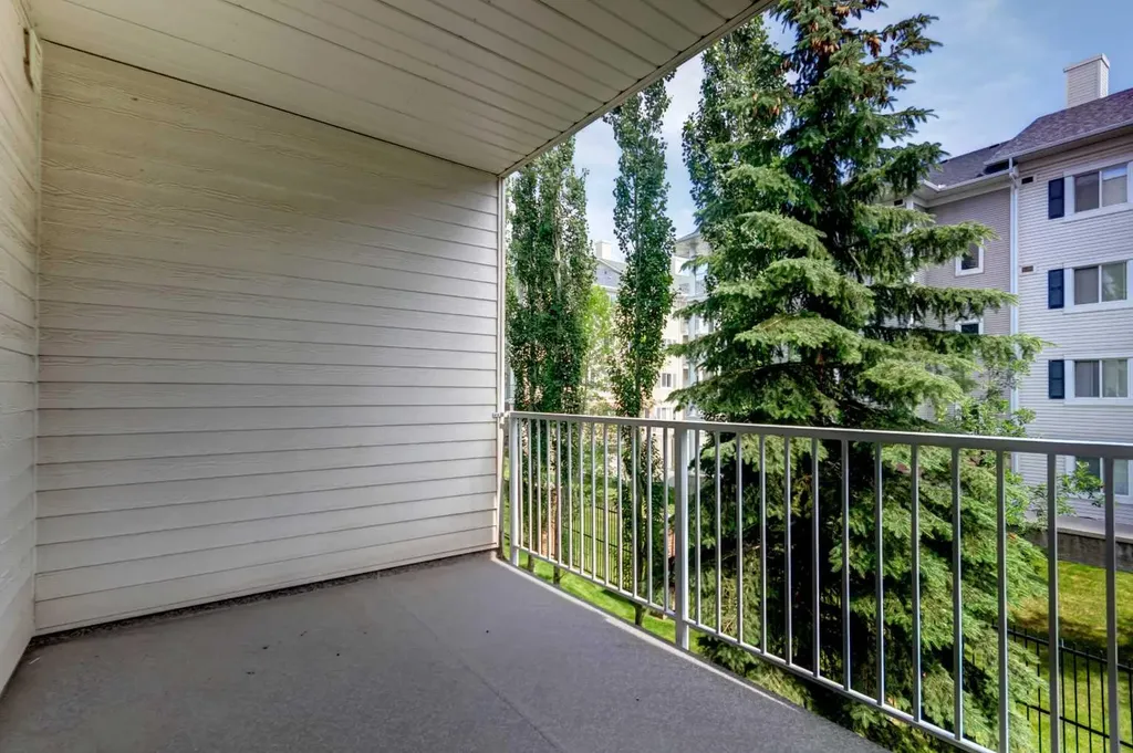 151 Country Village Road NE Calgary AB T3K 5X5