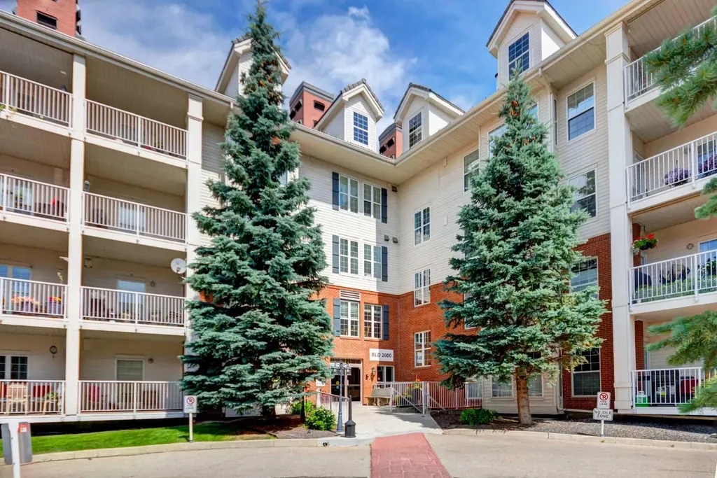 151 Country Village Road NE Calgary AB T3K 5X5