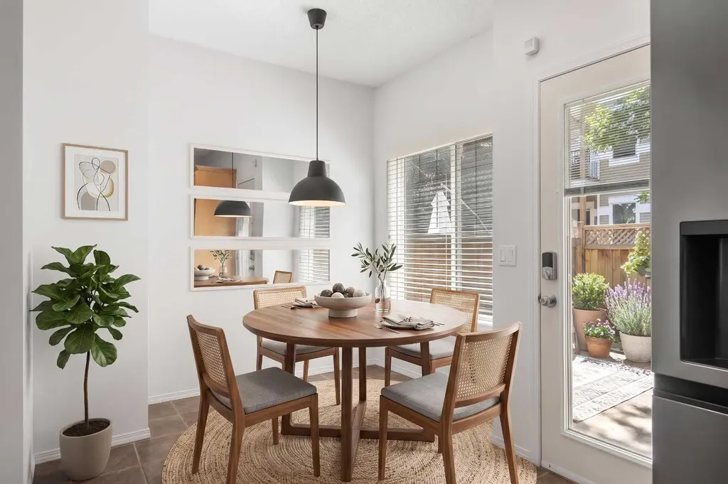 301 Strathaven Mews Strathmore AB T1P 1K3