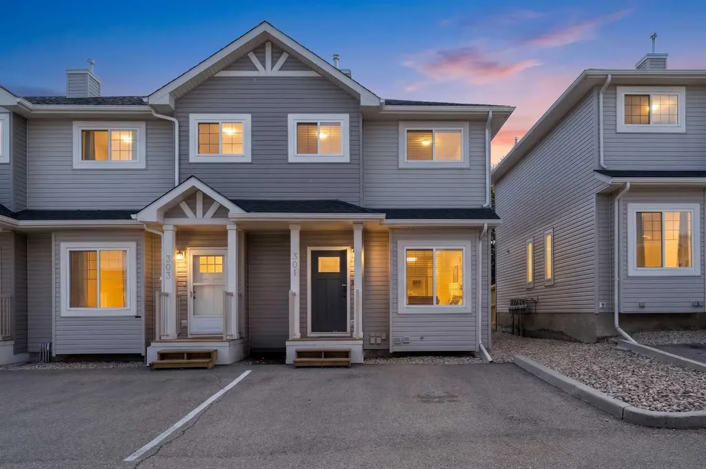 301 Strathaven Mews Strathmore AB T1P 1K3