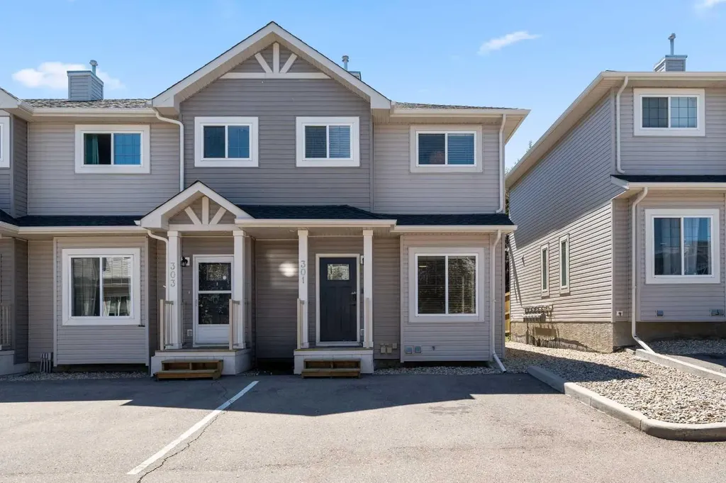 301 Strathaven Mews Strathmore AB T1P 1K3