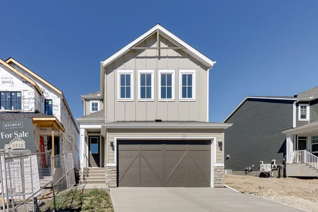 533 Sawgrass Green NW Airdrie AB T4B 5V2