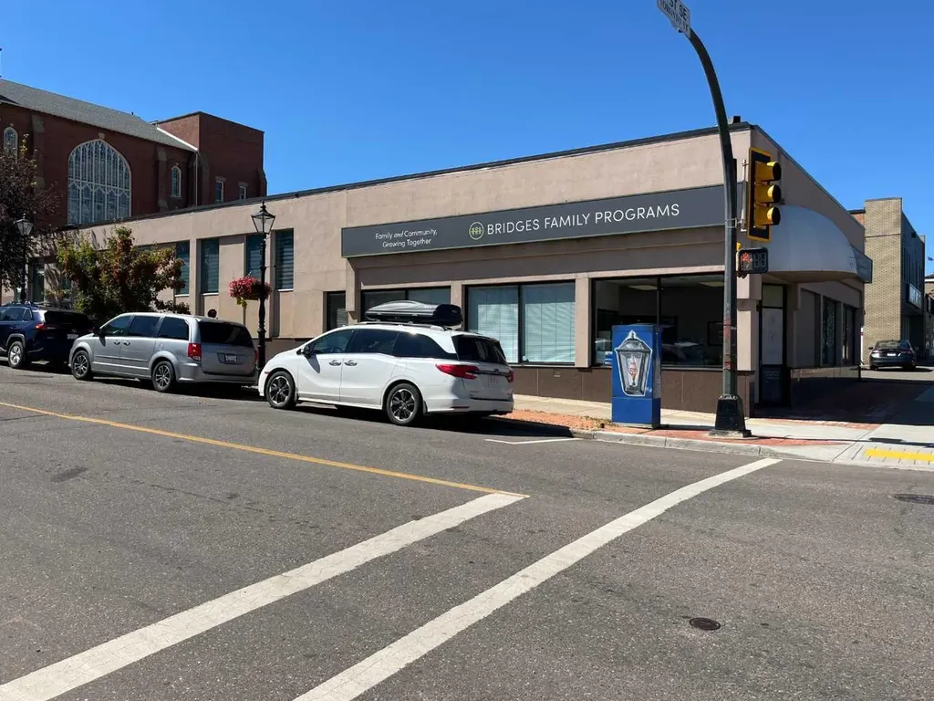 477 3 Street SE Medicine Hat AB T1A 7H1