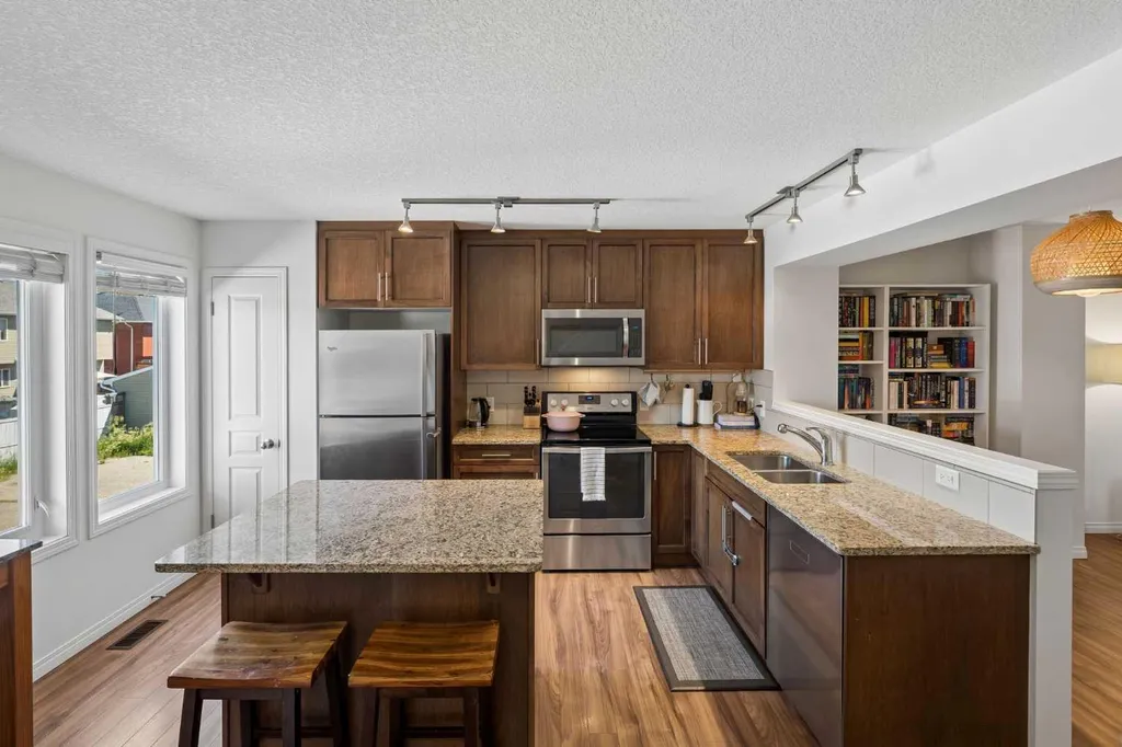 614 Auburn Bay Square SE Calgary AB T3M 0Y9