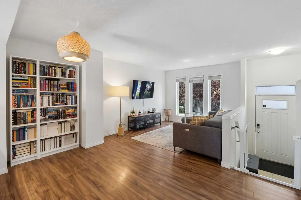 614 Auburn Bay Square SE Calgary AB T3M 0Y9