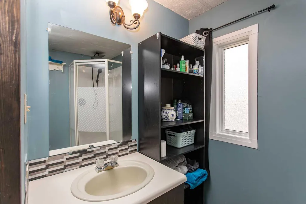 4915 48 Street Clive AB T0C 0Y0
