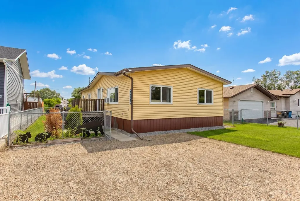 4915 48 Street Clive AB T0C 0Y0