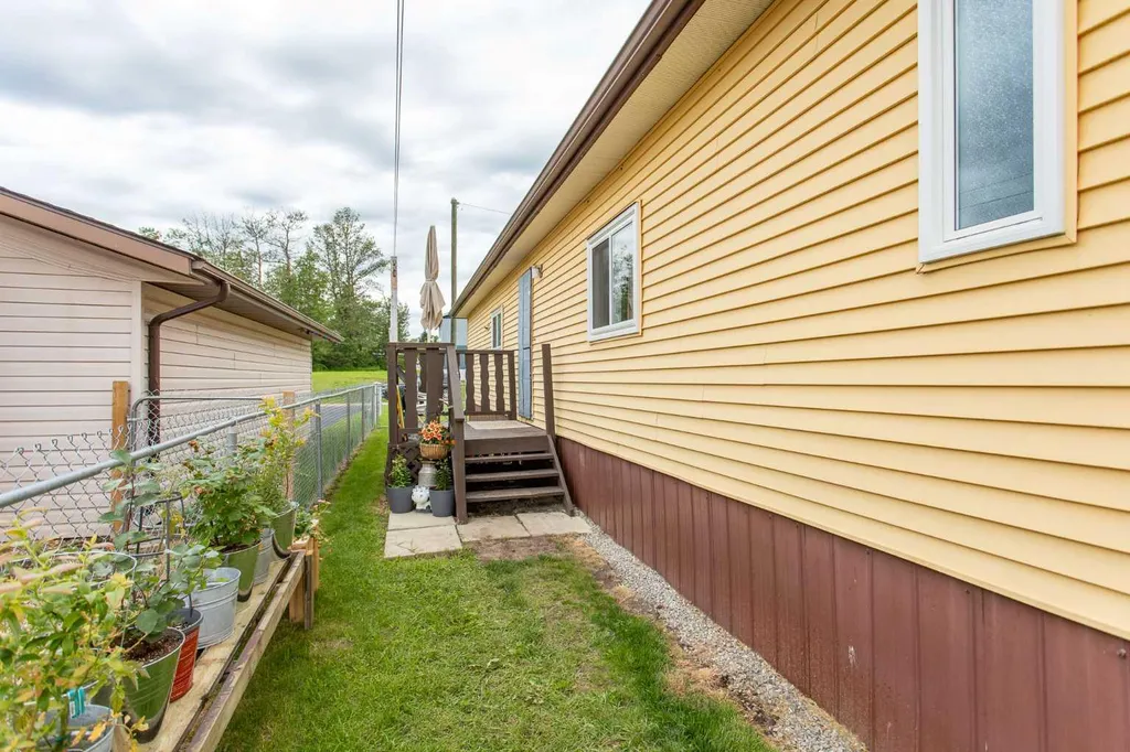 4915 48 Street Clive AB T0C 0Y0
