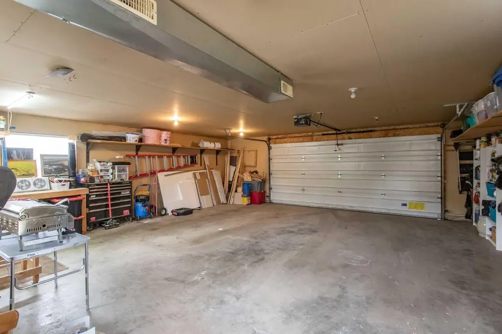 4915 48 Street Clive AB T0C 0Y0