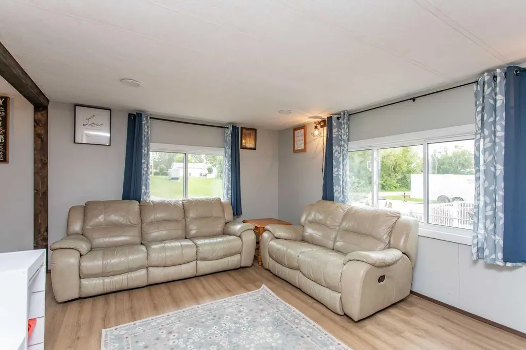 4915 48 Street Clive AB T0C 0Y0