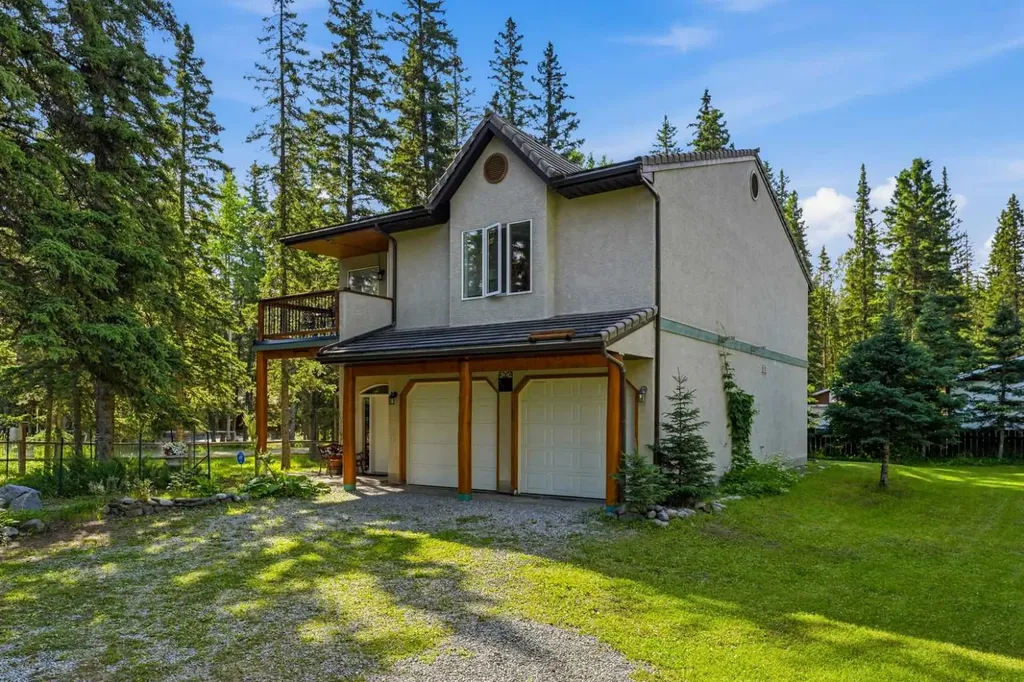 51 White Avenue Bragg Creek AB T0L 0K0