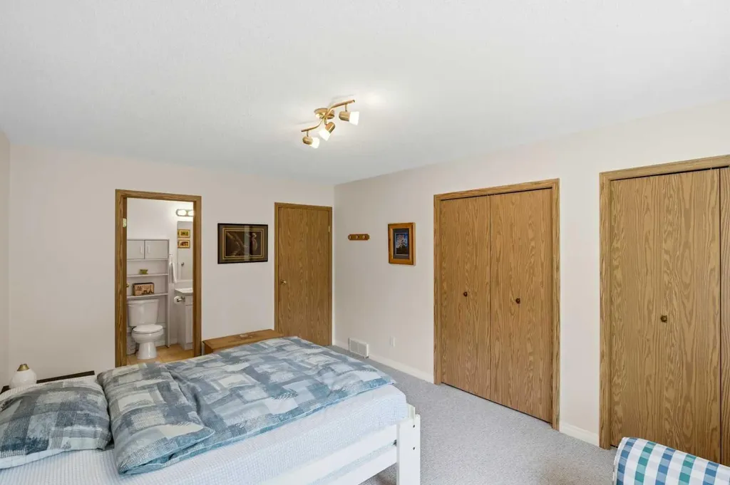 51 White Avenue Bragg Creek AB T0L 0K0