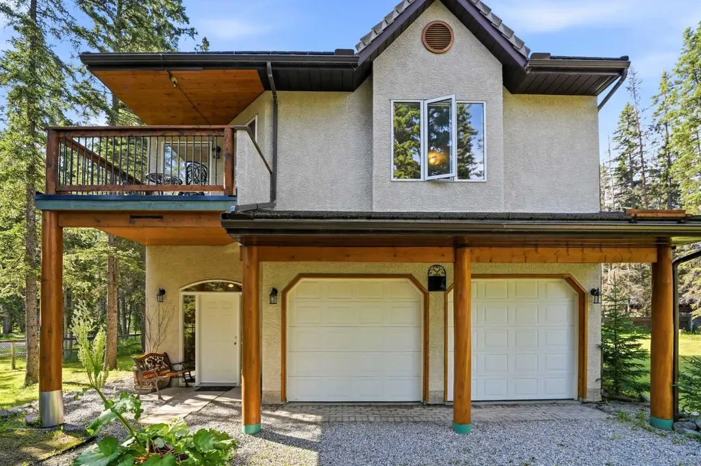 51 White Avenue Bragg Creek AB T0L 0K0