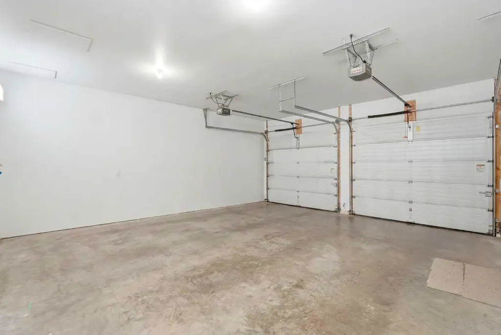 51 White Avenue Bragg Creek AB T0L 0K0