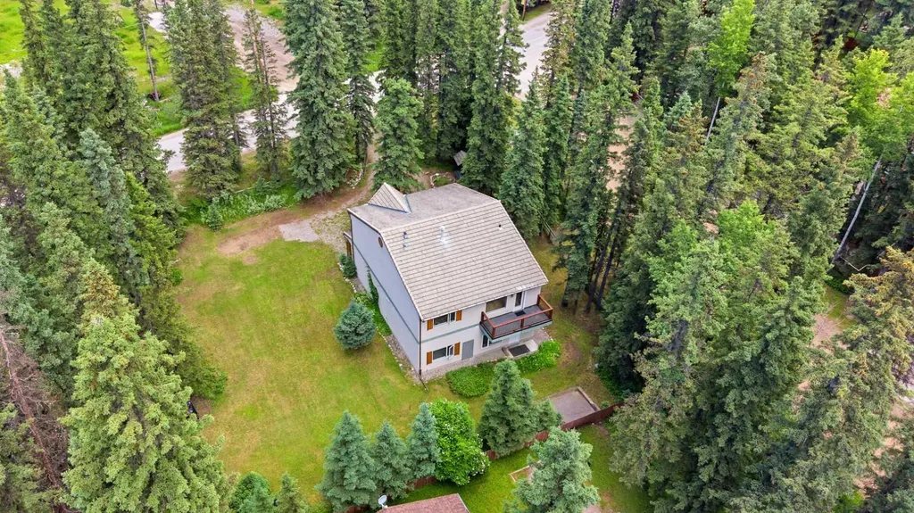 51 White Avenue Bragg Creek AB T0L 0K0