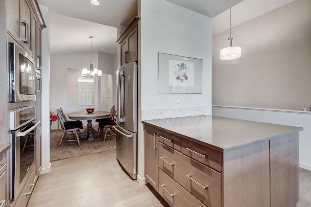 111 Legacy Glen Park SE Calgary AB T2X 3Y6