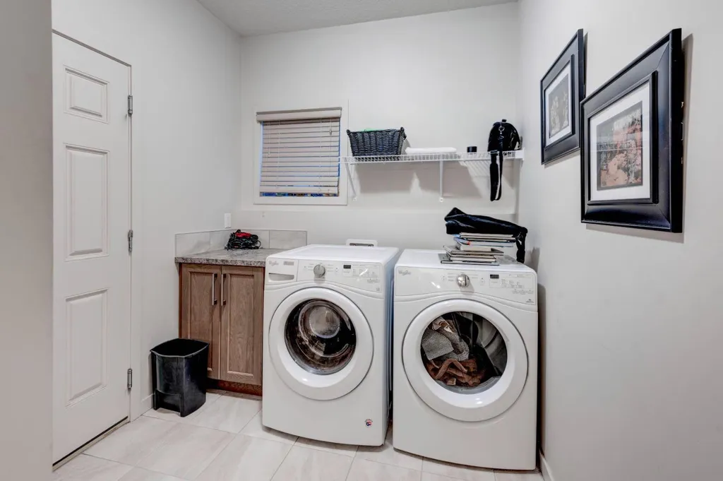111 Legacy Glen Park SE Calgary AB T2X 3Y6