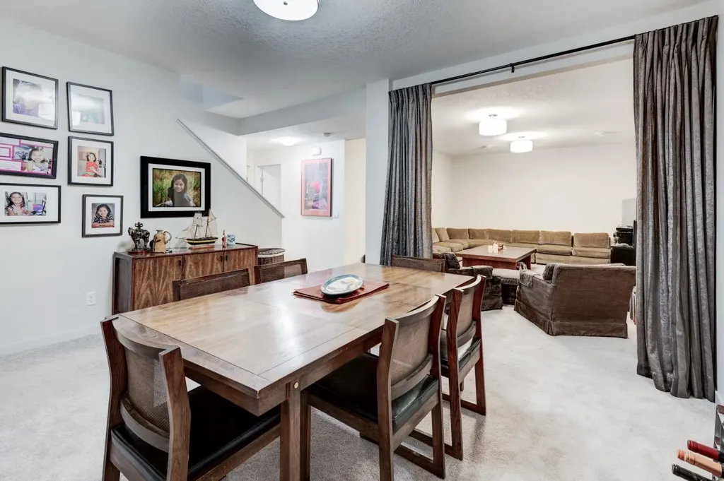 111 Legacy Glen Park SE Calgary AB T2X 3Y6