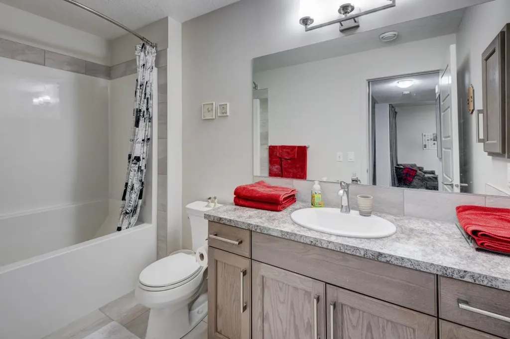 111 Legacy Glen Park SE Calgary AB T2X 3Y6