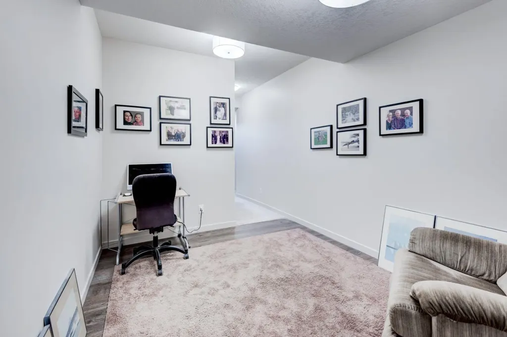 111 Legacy Glen Park SE Calgary AB T2X 3Y6
