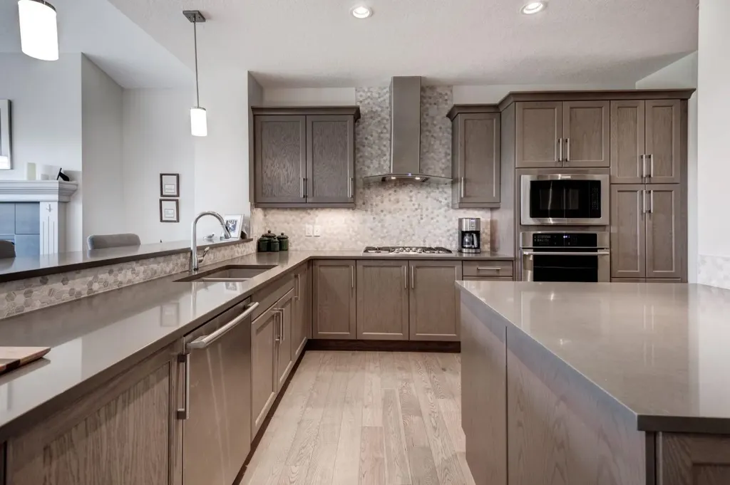 111 Legacy Glen Park SE Calgary AB T2X 3Y6