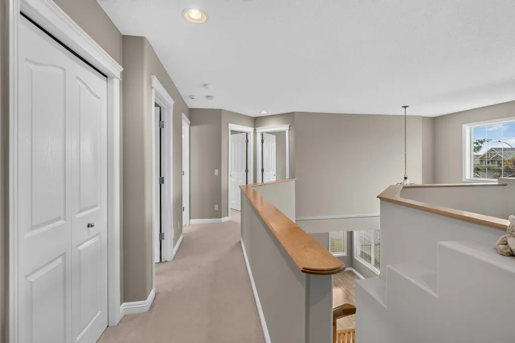 25 Panamount Rise NW Calgary AB T3K 6B6