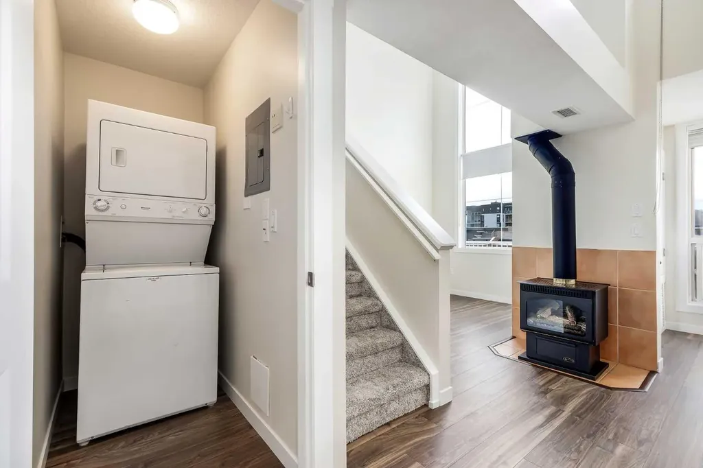 1540 17 Avenue SW Calgary AB T2C 0C8