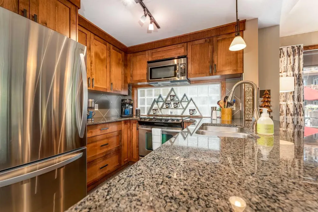 30 Lincoln Park Canmore AB T1W 3E9