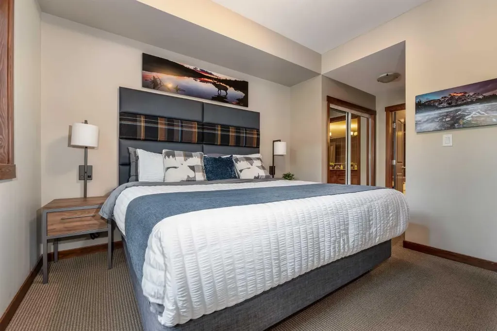 30 Lincoln Park Canmore AB T1W 3E9