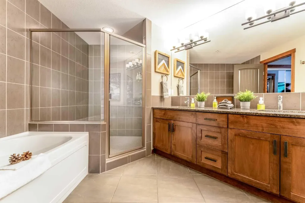 30 Lincoln Park Canmore AB T1W 3E9
