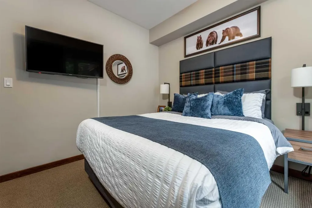 30 Lincoln Park Canmore AB T1W 3E9