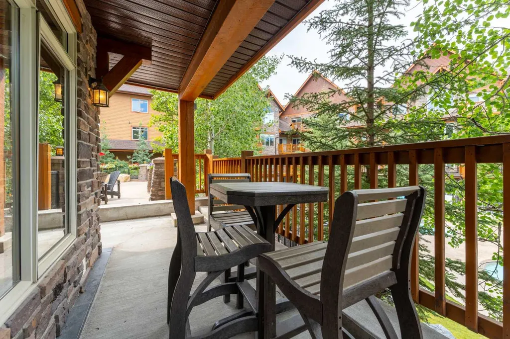 30 Lincoln Park Canmore AB T1W 3E9