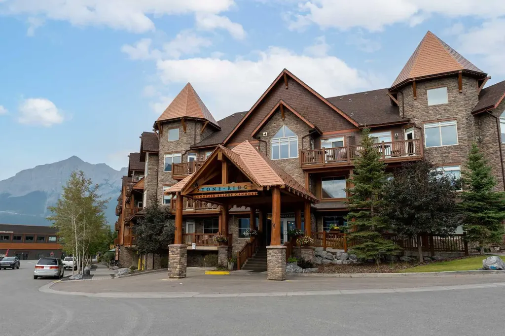 30 Lincoln Park Canmore AB T1W 3E9