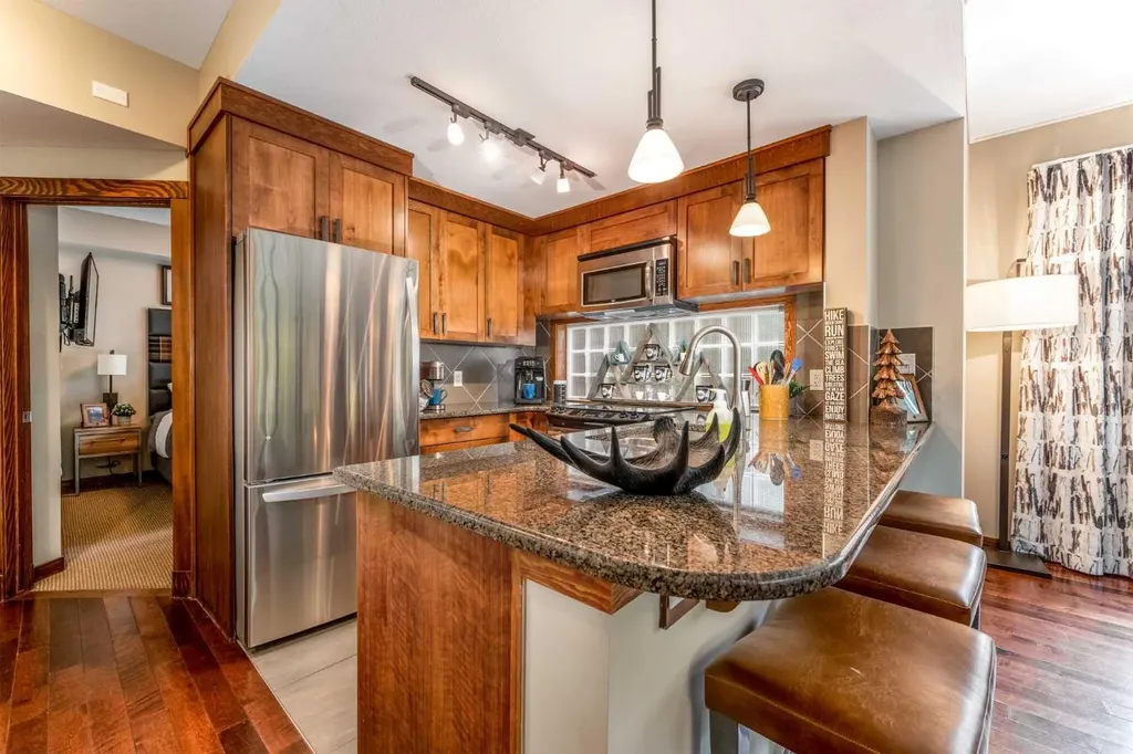 30 Lincoln Park Canmore AB T1W 3E9