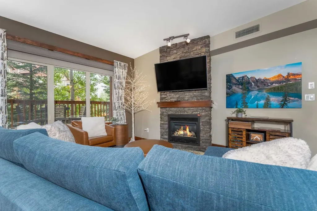 30 Lincoln Park Canmore AB T1W 3E9