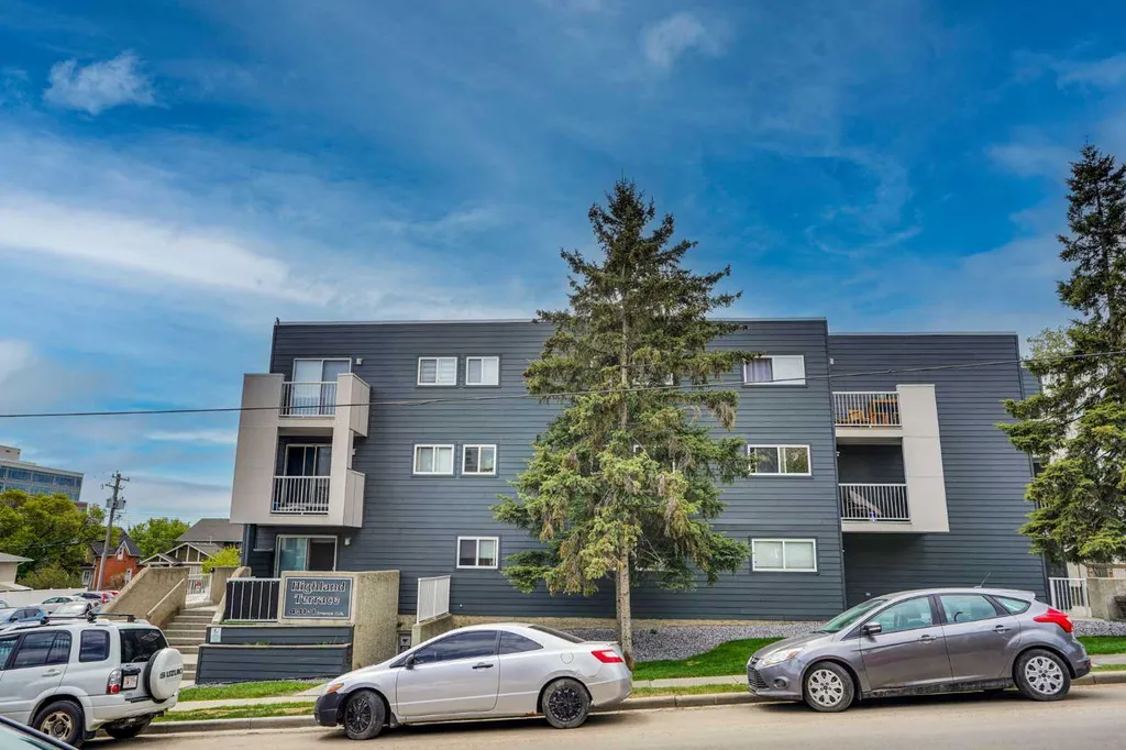 431 1 Avenue NE Calgary AB T2E 0B3
