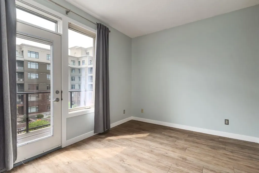 118 8 Street NE Calgary AB T2E 1M2
