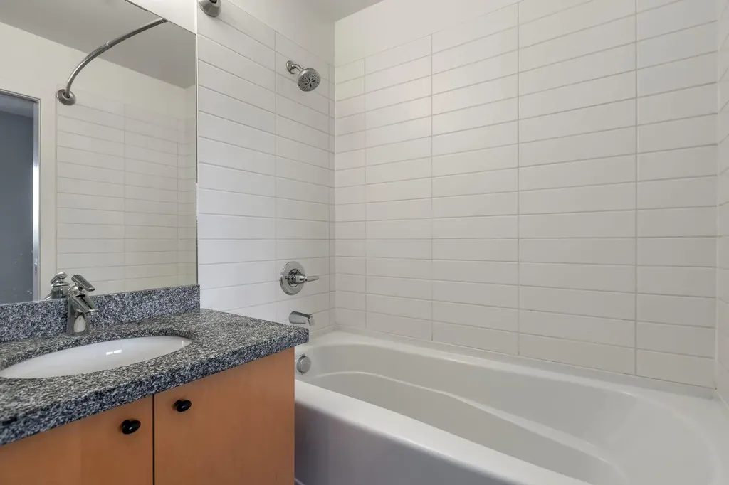 118 8 Street NE Calgary AB T2E 1M2