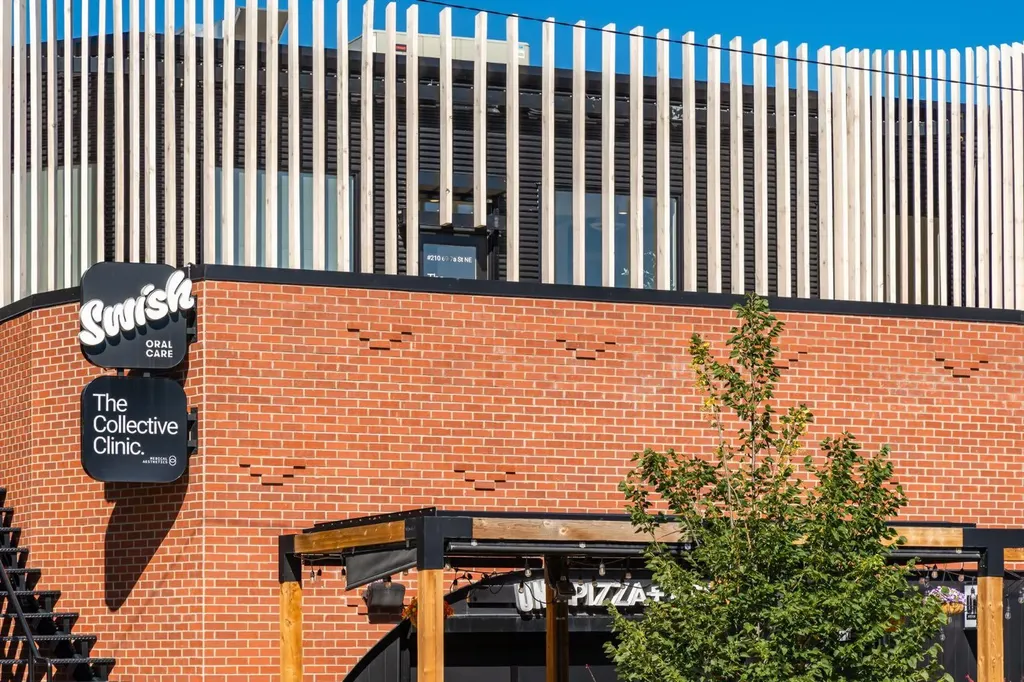 118 8 Street NE Calgary AB T2E 1M2